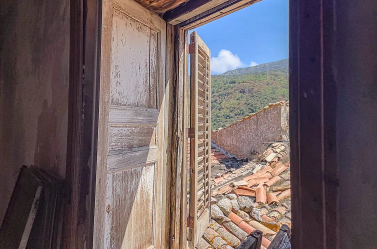 Vrijstaande woning in Collesano
