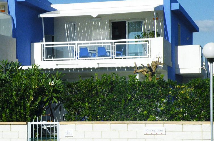 Guest house 09420102 - Apartment Sicily - Appartement in Marina Di Ragusa mit Garten und Terrasse