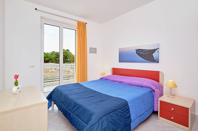 Appartement in Marina Di Ragusa mit Garten und Terrasse