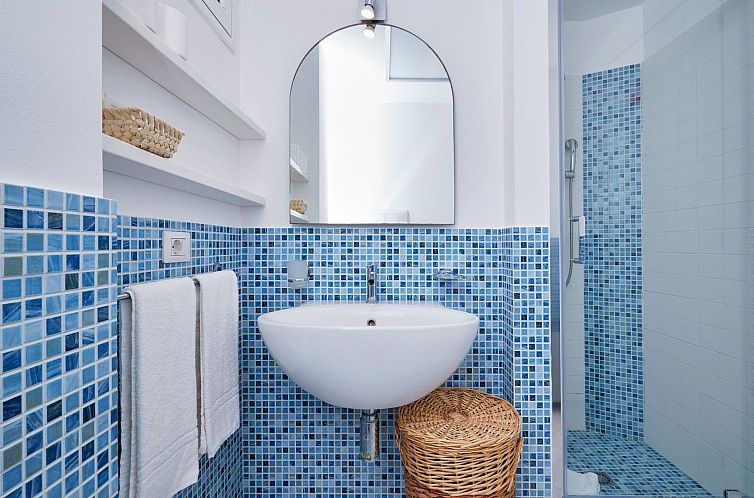 Appartement in Marina Di Ragusa mit Garten und Terrasse