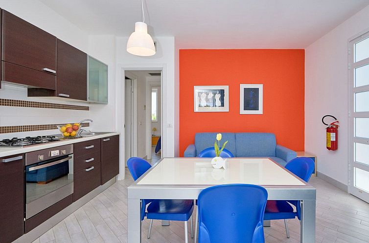 Appartement in Marina Di Ragusa mit Garten und Terrasse