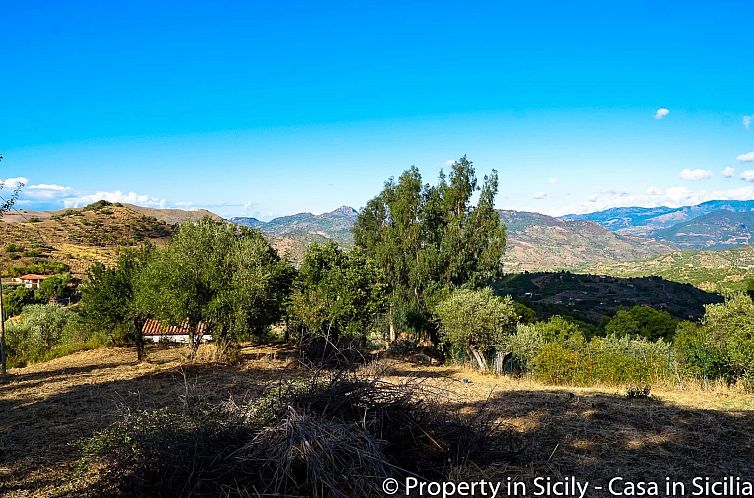 Kavel in Castelbuono