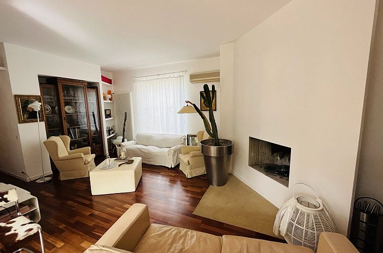 Vrijstaande woning in Valderice