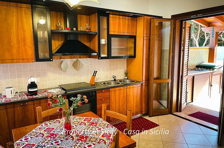 Vrijstaande woning in Valderice