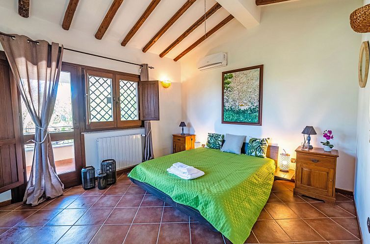 Vakantiehuis Gemütliches Haus in Carini mit privatem Pool