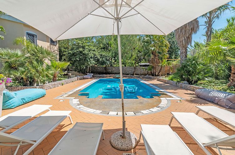 Vakantiehuis Gemütliches Haus in Carini mit privatem Pool