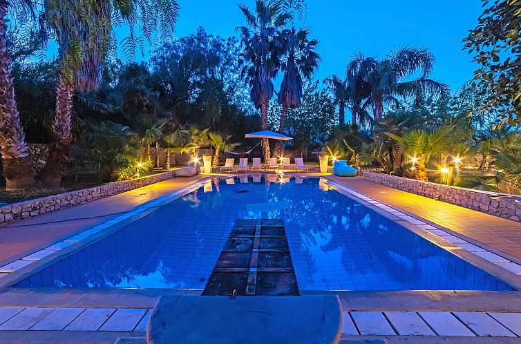 Vakantiehuis Gemütliches Haus in Carini mit privatem Pool
