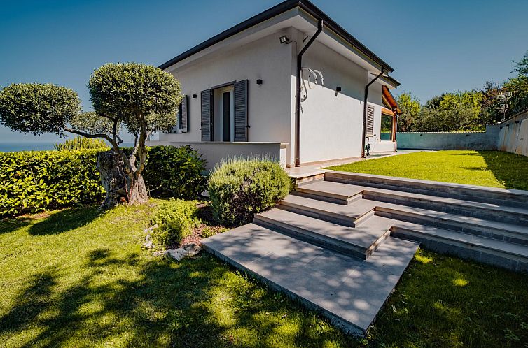 Vakantiehuis Haus in Carini mit privatem Pool