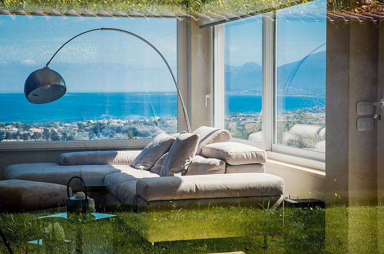 Vakantiehuis Haus in Carini mit privatem Pool