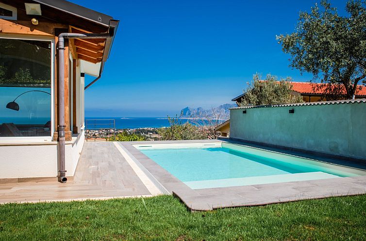 Vakantiehuis Haus in Carini mit privatem Pool