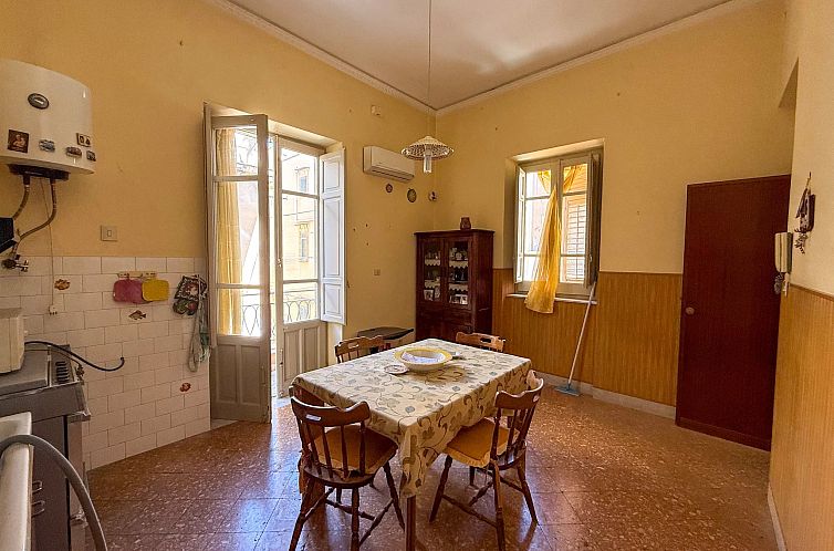 Vrijstaande woning in Bagheria