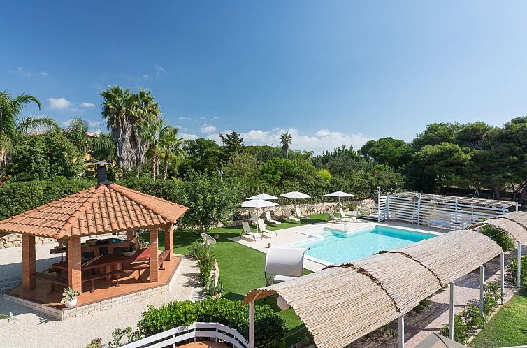 Vakantiehuis Angenehmes Haus mit privatem Pool