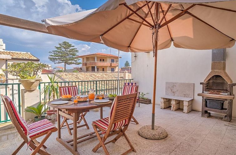 Appartement Agamennone, Wohnung 20 Meter vom Meer entfernt m