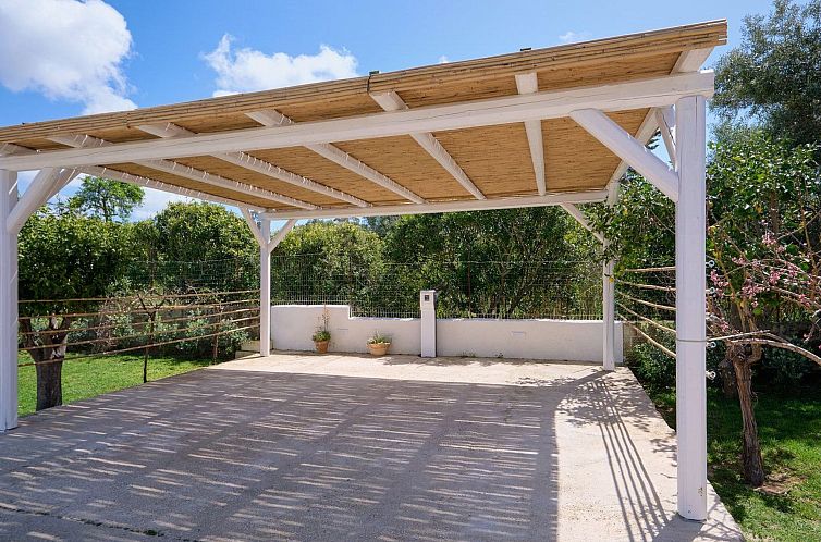 Vakantiehuis Villa Teti, mit Schwimmbad und in der Nähe des
