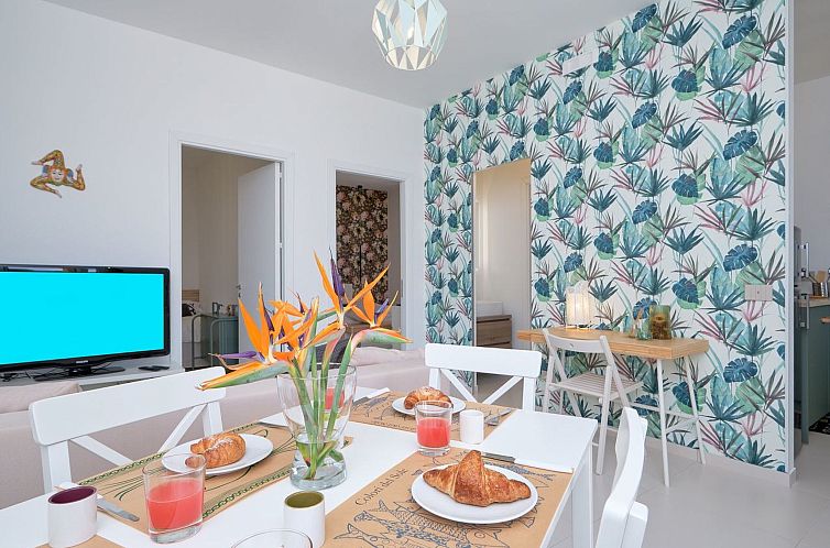 Vakantiehuis Villa Teti, mit Schwimmbad und in der Nähe des