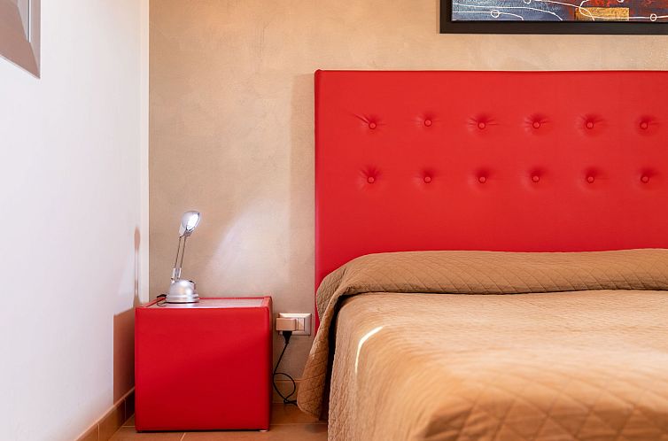 Appartement Charmantes Zimmer im Dachgeschoss mit Terrasse m