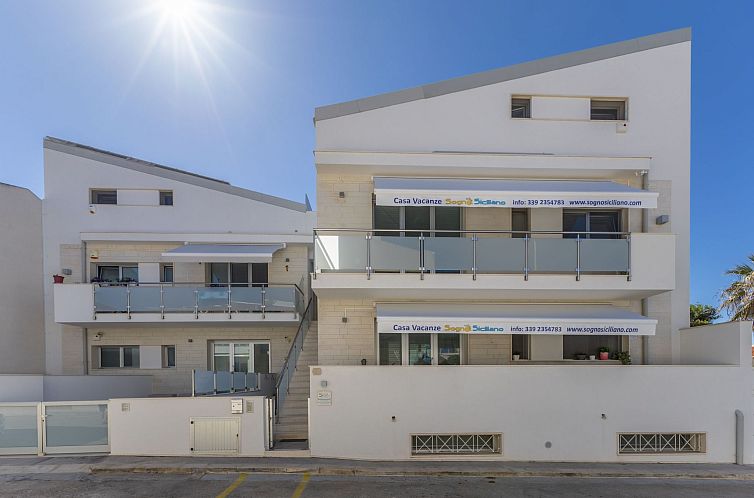 Appartement Charmantes Dachgeschoss mit Terrasse mit Blick a