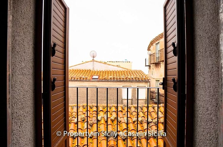 Vrijstaande woning in Pollina