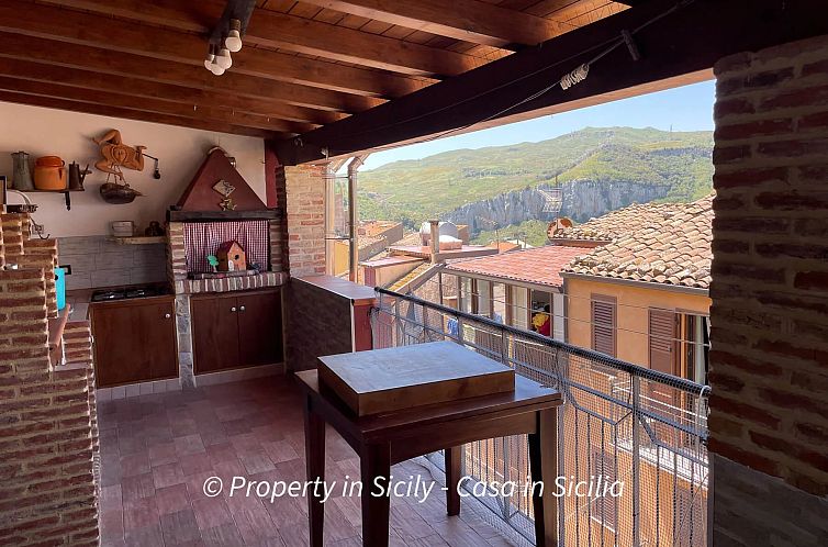 Vrijstaande woning in Caltavuturo