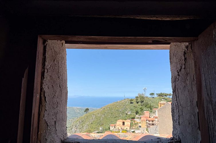 Vrijstaande woning in Gratteri