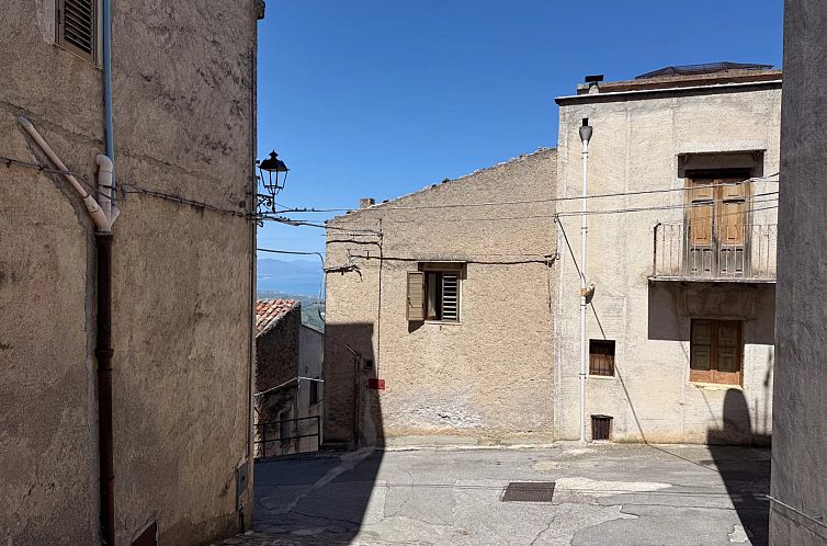 Vrijstaande woning in Gratteri