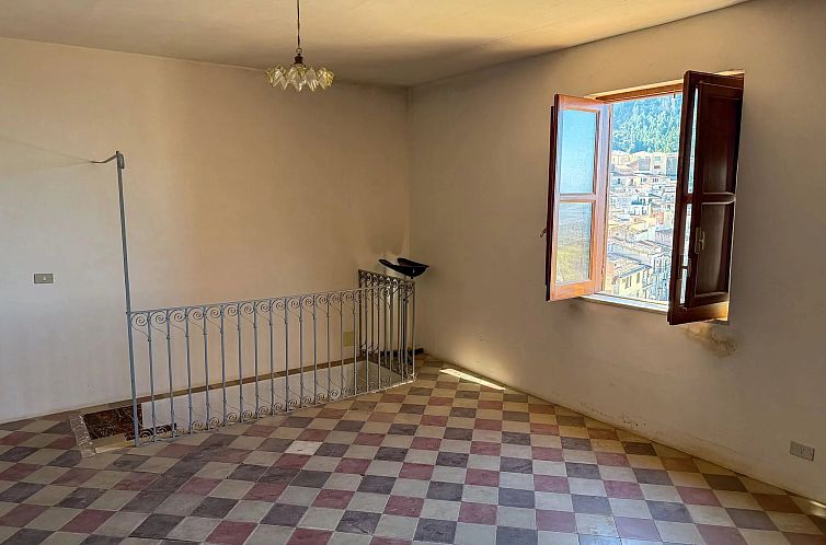 Vrijstaande woning in Gratteri