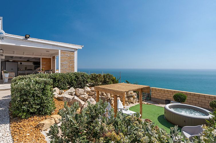 Guest house 09431507 - Holiday property Sicily - Vakantiehuis Orizzonte Holidays