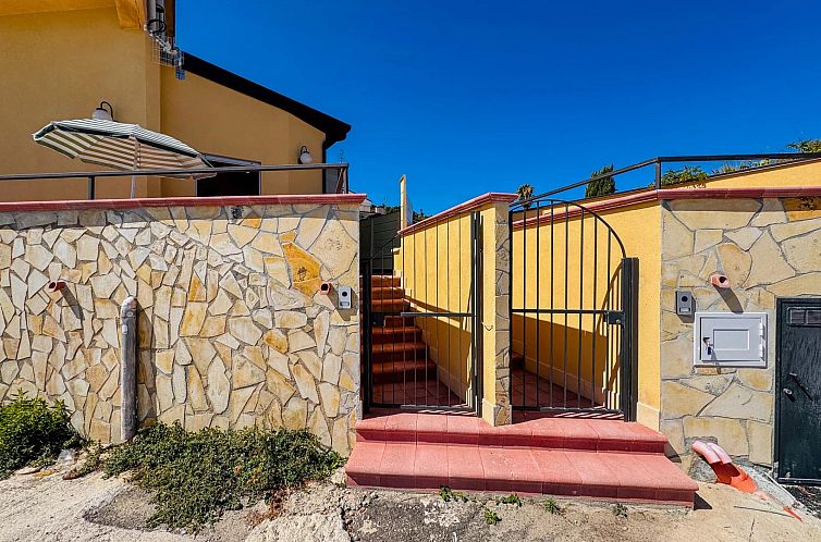 Appartement in Caronia