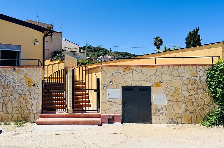 Appartement in Caronia