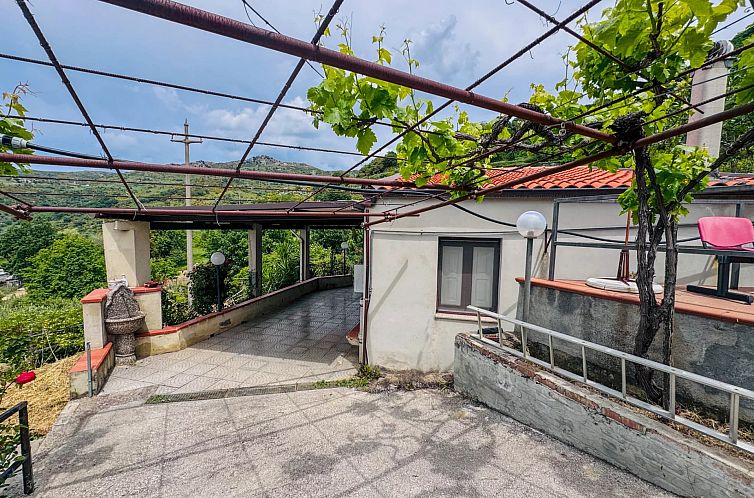 Guest house 09433902 - Holiday property Sicily - Vrijstaande woning in Mistretta