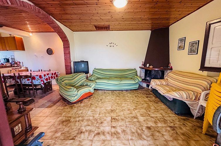 Vrijstaande woning in Mistretta