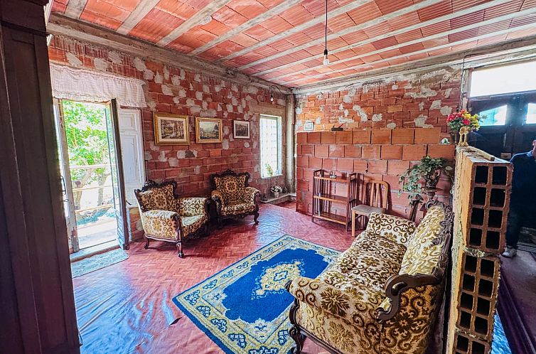 Vrijstaande woning in Mistretta