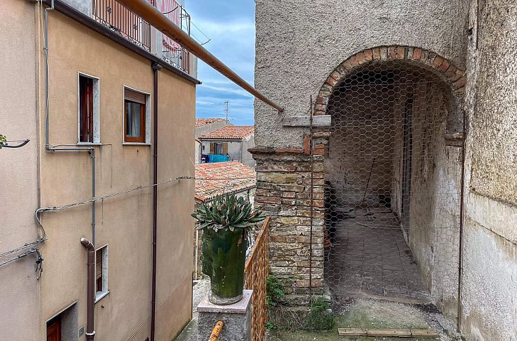 Vrijstaande woning in Isnello