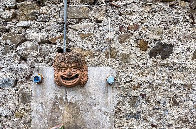 Vrijstaande woning in Isnello