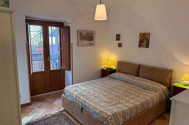 Vrijstaande woning in Isnello