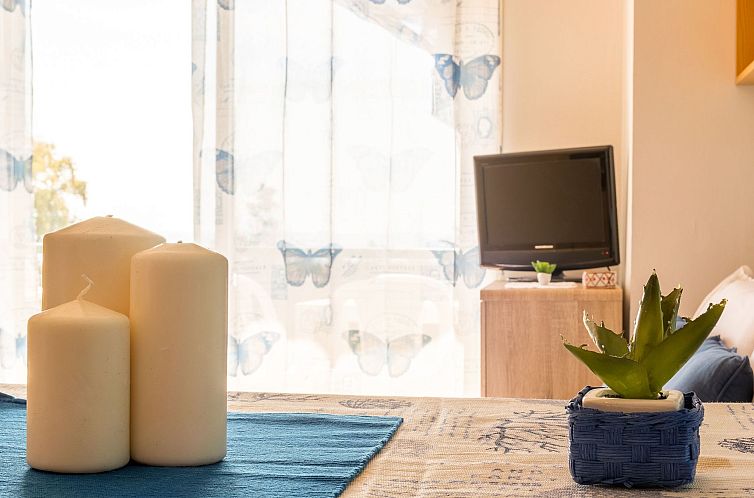 Appartement Studio mit Korallenblick in Chianchitta-Pallio