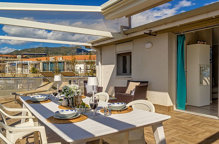 Appartement Naxos Loft Ferienwohnung mit Terrasse