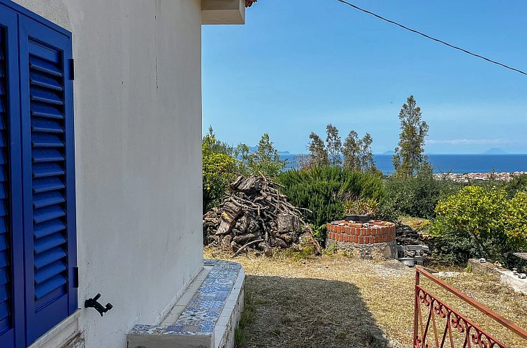 Vrijstaande woning in Furnari