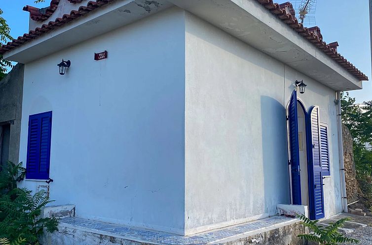 Vrijstaande woning in Furnari