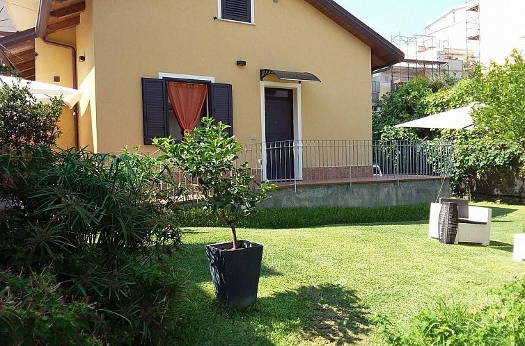 Vakantiehuis Villa Lilla 20 metri dal mare