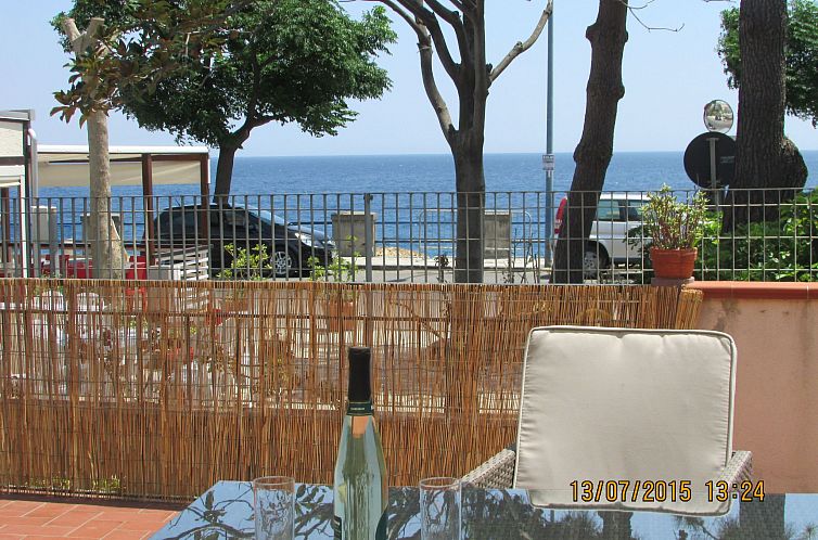 Vakantiehuis Villa Lilla 20 metri dal mare