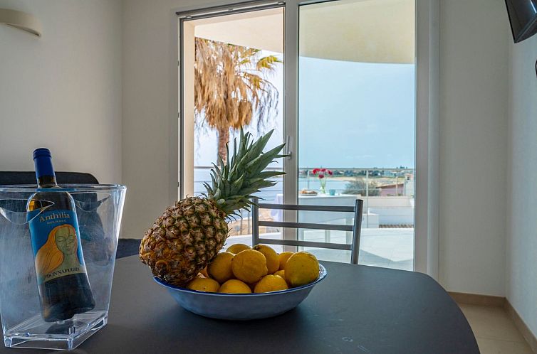 Appartement Wohnung 'Cicirata Sea Beach