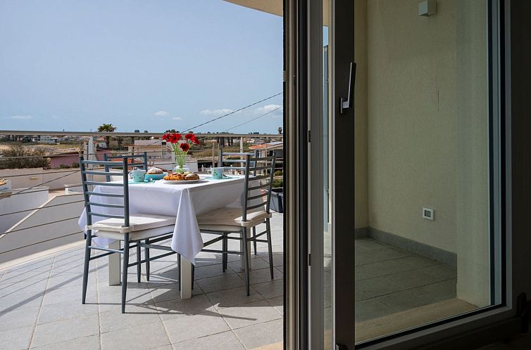 Appartement Wohnung 'Cicirata Sea Beach