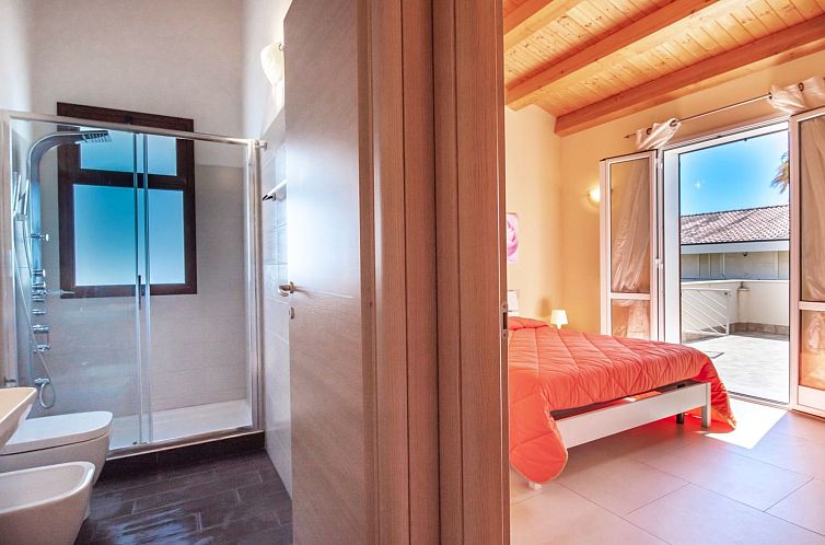 Appartement Villa Tonnara 50 m Strand Meerblick Borgo Gebiet