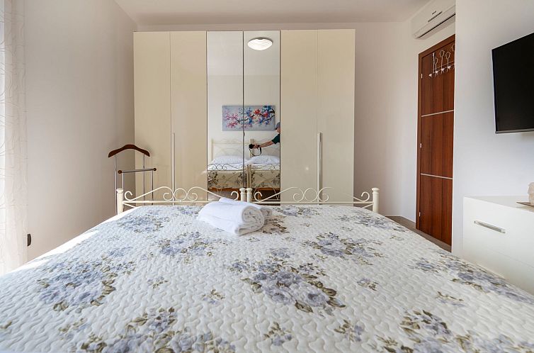 Appartement "Hybla Sea Apartment"