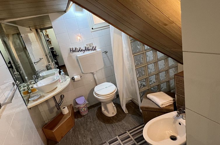 Appartement Wohnung 'The Book' mit Balkon