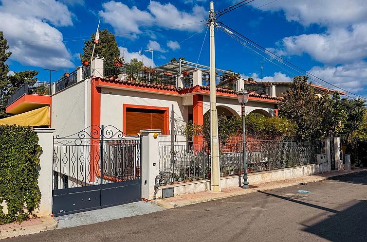 Vrijstaande woning in Santa Flavia