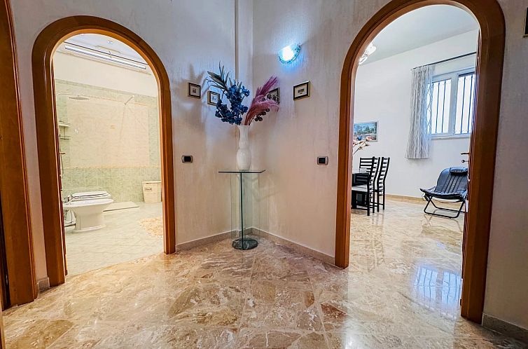 Vrijstaande woning in Santa Flavia