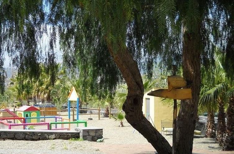 Appartement Wohnung mit Garten und Grill