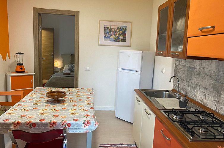 Appartement Wohnung mit Garten, Terrasse und Grill